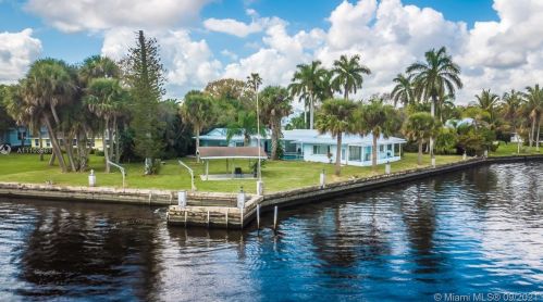2523 Conch Cove Ln, Palm City, FL 34990-2819