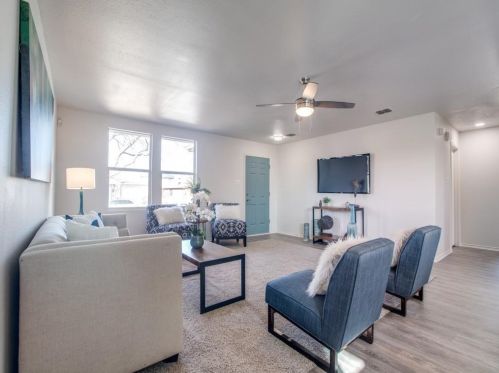 2617 Shorecrest Dr, Oak Point, TX 75068-6423