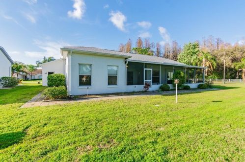 7652 Morningdale Dr, New Port Richey FL 34653-6241 exterior