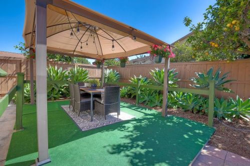 11271 Zapata Ave, San Diego CA 92126-1722 exterior