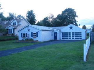 162 Tennyson Ter, Buffalo, NY 14221-5939