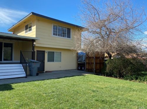 11 Glen Cir, Oroville CA  95966-9250 exterior