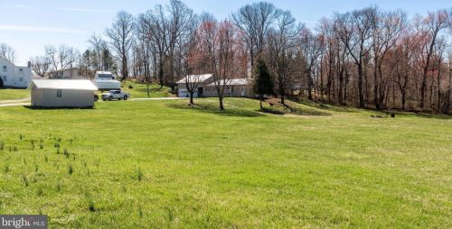 305 Ulricktown Rd, Littlestown PA  17340-9789 exterior