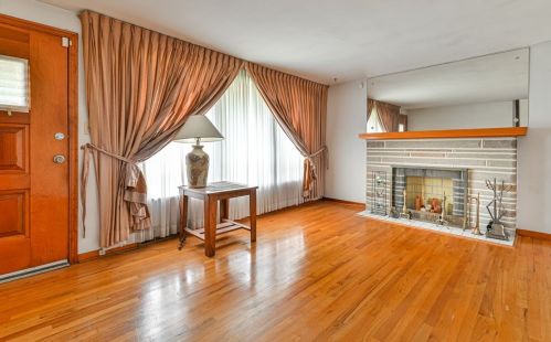 577 Grove Rd, Verona PA  15147-1656 exterior