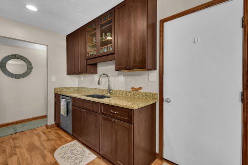 1940 Suqulak Trl, London OH  43140-8741 exterior