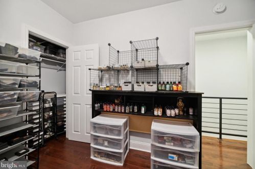 5713 Larchwood Ave, Philadelphia PA 19143-1912 exterior