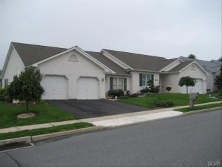 292 31st St, Northampton, PA 18067-1073