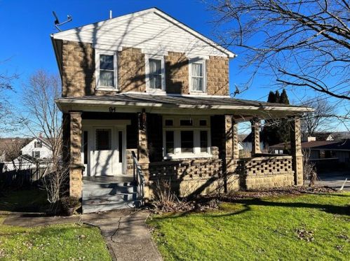 91 3rd St, Greenville, PA 16125-1010