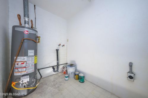 4040 Lazy Palm Dr, Tucson AZ 85730-3817 exterior