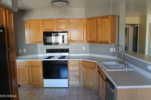 4226 Creosote Dr, Cave Creek AZ  85331-3814 exterior