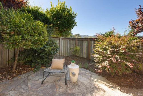 16 Eucalyptus Knoll St, Mill Valley CA  94941-2287 exterior