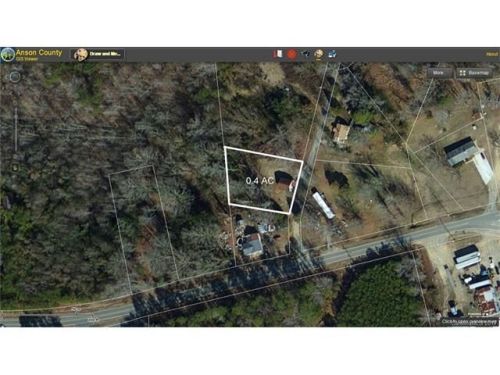 33 Strawberry Ln, Lilesville, NC 28091-8099