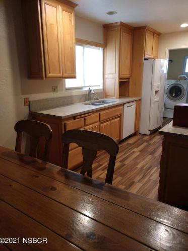 1016 Liberty St, Santa Maria CA 93458-6858 exterior