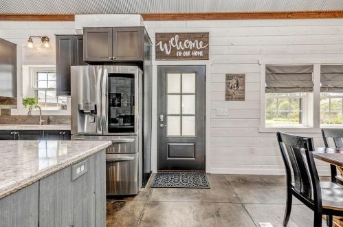 17978 Nashport Rd, Nashport OH  43830-4601 exterior