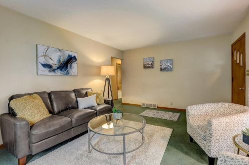 4003 52, Milwaukee WI 53220-2608 exterior