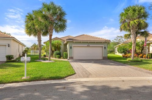 9648 Flowermound Cir, Fort Pierce, FL 34987-2436