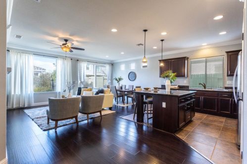 4284 Borderlands Dr, Rancho Cordova CA 95742-7754 exterior