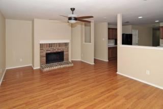 829 Cathy Dr, Burleson TX  76028-8657 exterior