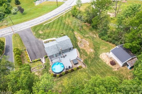 59 Layton Rd, Wantage NJ  07461-1807 exterior