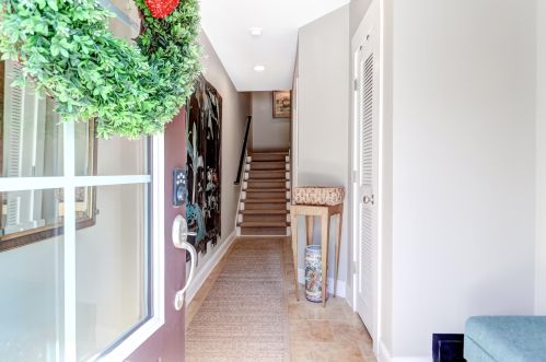 136 Slipper Shell Ct, Mount Pleasant SC  29464-6721 exterior