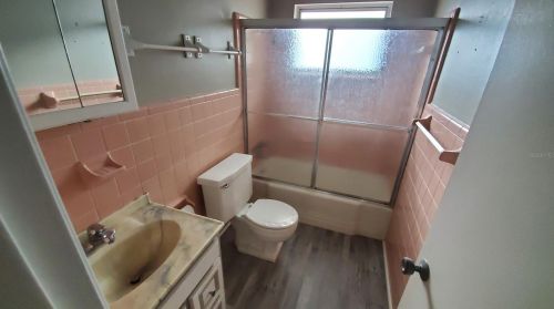 1118 Oakland Cir, Tavares FL  32778-4029 exterior