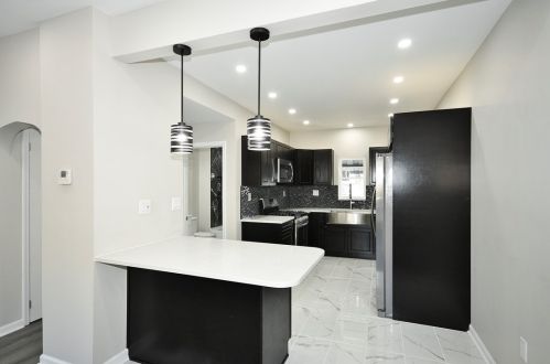 2508 Cobden St, Pittsburgh PA  15203-2714 exterior