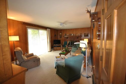 531 Briar Ln, Green Bay, WI 54301-1321