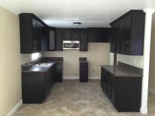 227 68th St, Los Angeles CA  90003-1821 exterior