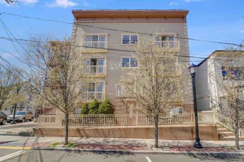 1705 Cliff St, Union City NJ  07087-5407 exterior