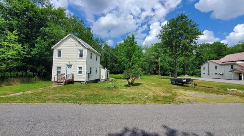 81 Fairground Rd, Monticello, NY 12701-4262