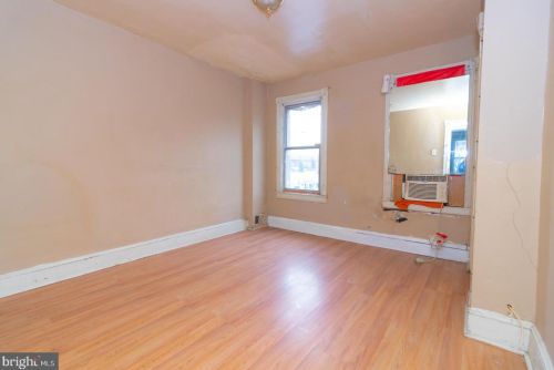 922 Liberty St, Trenton NJ 08611-1418 exterior