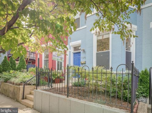 1375 Emerald St, Washington, DC 20002-5431