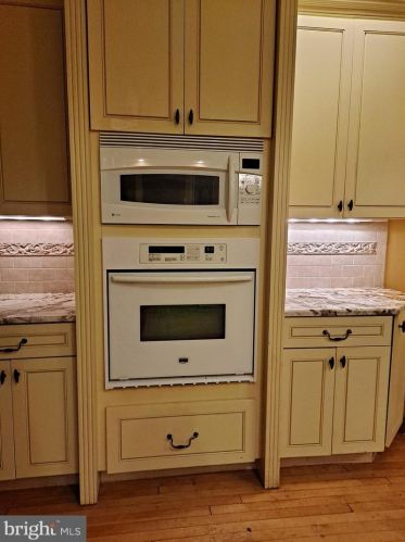 1339 Dekalb St, Norristown PA  19401-3403 exterior