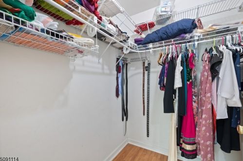 22 Autumn Ridge Rd, Greystone Park NJ  07950-1194 exterior