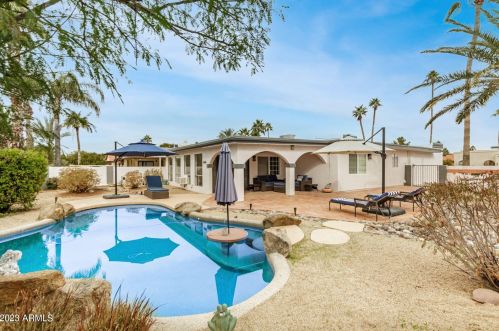 25838 Howard Dr, Chandler AZ  85248-6822 exterior