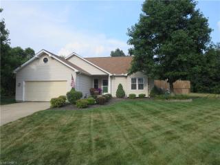 4990 Whetstone Cir, Brunswick, OH 44212-1077