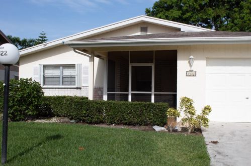 3422 Amalfi Dr, West Palm Beach, FL 33417-1035
