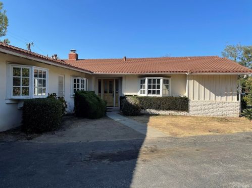 735 Nancy Ln, Fullerton, CA 92831-1005