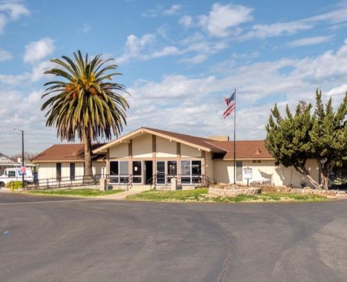 2845 Hatch Rd, Modesto CA  95351-4926 exterior