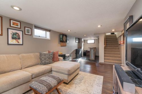 6845 James Ave, Minneapolis MN 55423-2146 exterior