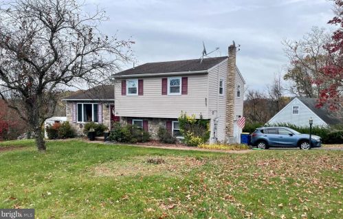 85 Burning Brush Cir, Etters, PA 17319-9739