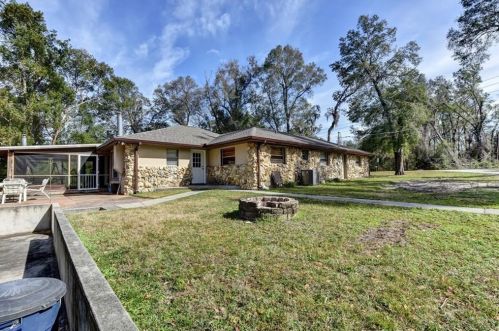 820 Boundary Ave, Deland FL 32720-3130 exterior