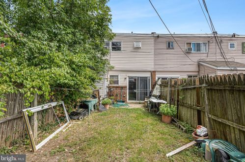 114 Rose Ln, New Castle, DE 19720-2143