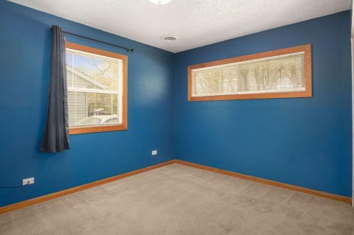 301 8th St, Hobart IN  46342-5124 exterior