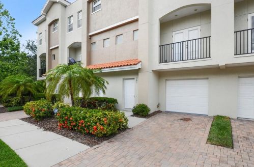541 101st Ave, Saint Petersburg, FL 33702-2223