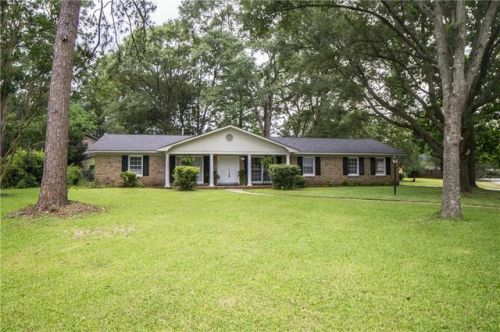 5751 Fairwood Dr, Mobile AL  exterior