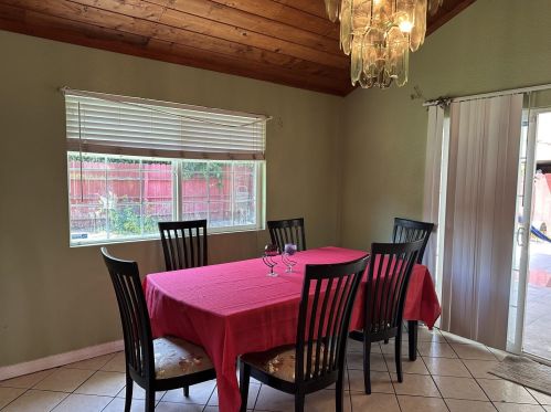 544 Sequoia Rd, Hayward CA  94541-6119 exterior