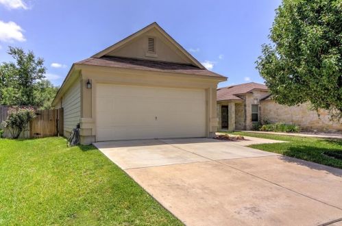 2702 Perkins Pl, Georgetown TX  78626-8179 exterior