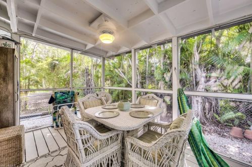 966 Fitzhugh St, Sanibel FL  33957-4520 exterior