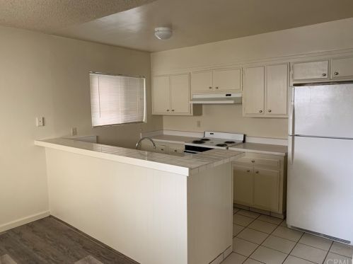 4200 10 St, Long Beach CA  90804-3906 exterior